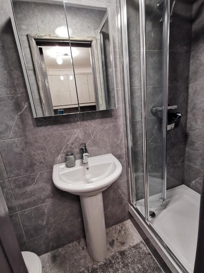 Apartment Palaz 2 - 2 Bedroom Flat *