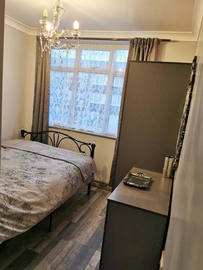 Palaz 2 - 2 Bedroom Flat Apartment Edmonton