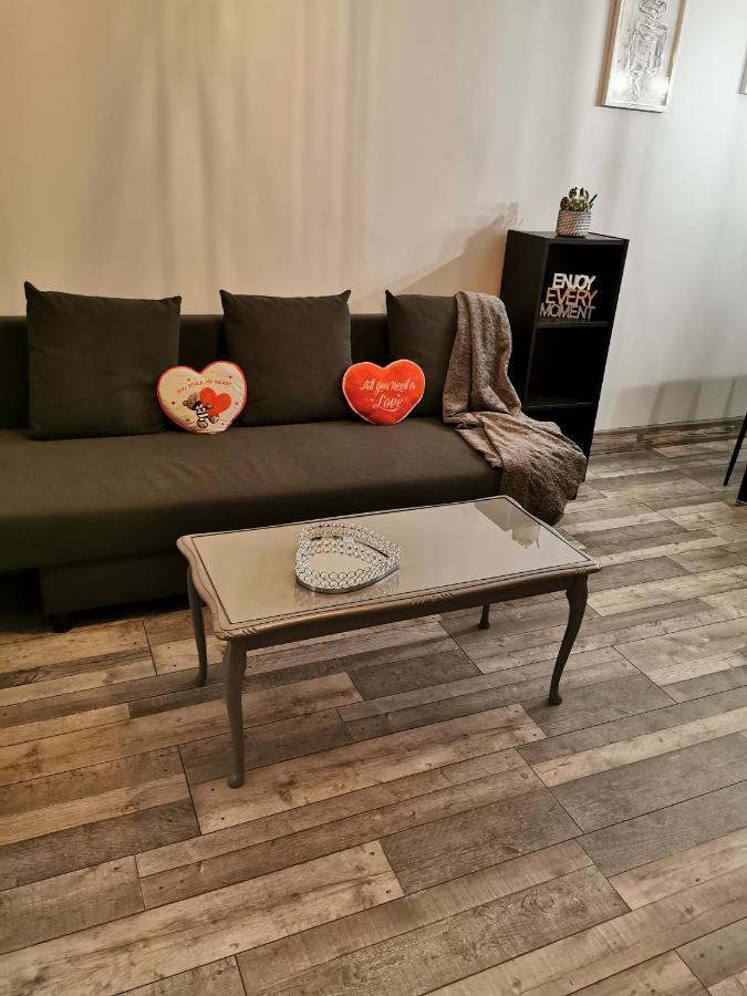 Palaz 2 - 2 Bedroom Flat * Edmonton