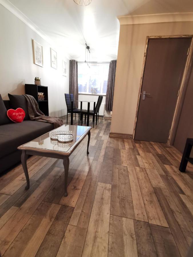 Palaz 2 - 2 Bedroom Flat Apartment *